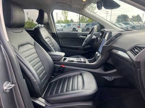 Used 2024 Ford Edge SEL w/ Convenience Package AWD/4WD image 11