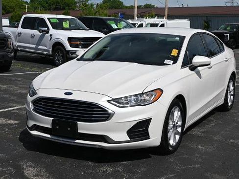 Certified 2020 Ford Fusion SE FWD image 5