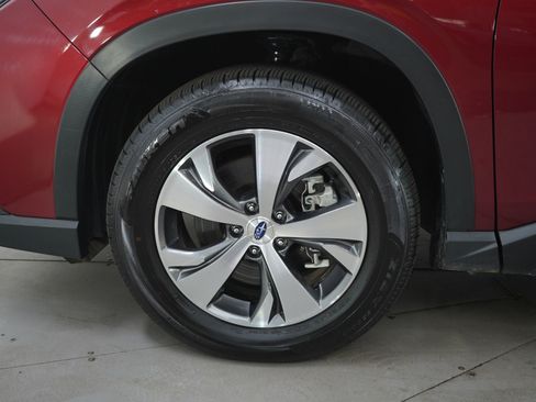 Used 2025 Subaru Ascent Premium image 26