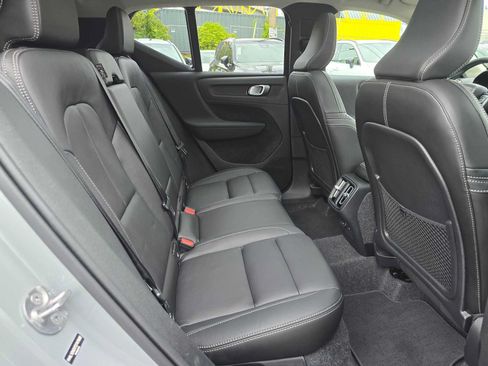 Used 2026 Volvo XC40 B5 Plus w/ Protection Package Premier AWD/4WD image 12