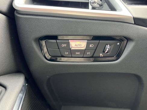 Used 2025 BMW 330i xDrive Sedan image 27