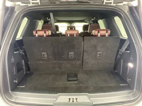 Used 2024 Ford Expedition Limited AWD/4WD image 23