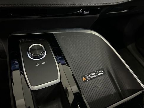 Certified 2025 Buick Enclave Preferred image 34