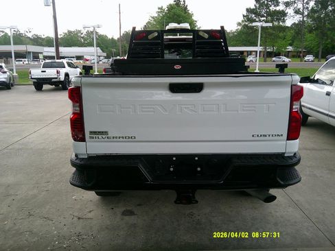 Used 2024 Chevrolet Silverado 2500 Custom w/ Custom Value Package AWD/4WD image 3