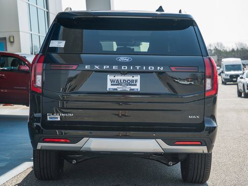 New 2026 Ford Expedition Max Platinum image 6
