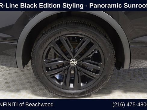 Used 2022 Volkswagen Tiguan SE R-Line image 37