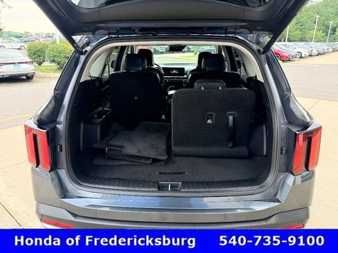 Used 2025 Kia Sorento EX w/ Panoramic Sunroof Package FWD image 20