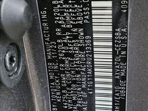 Used 2024 Toyota Camry SE FWD image 16