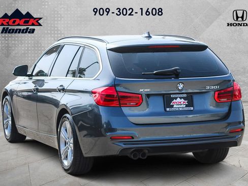 Used 2018 BMW 330i xDrive Wagon image 6