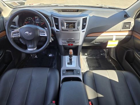 Used 2014 Subaru Outback 2.5i Limited AWD/4WD image 13