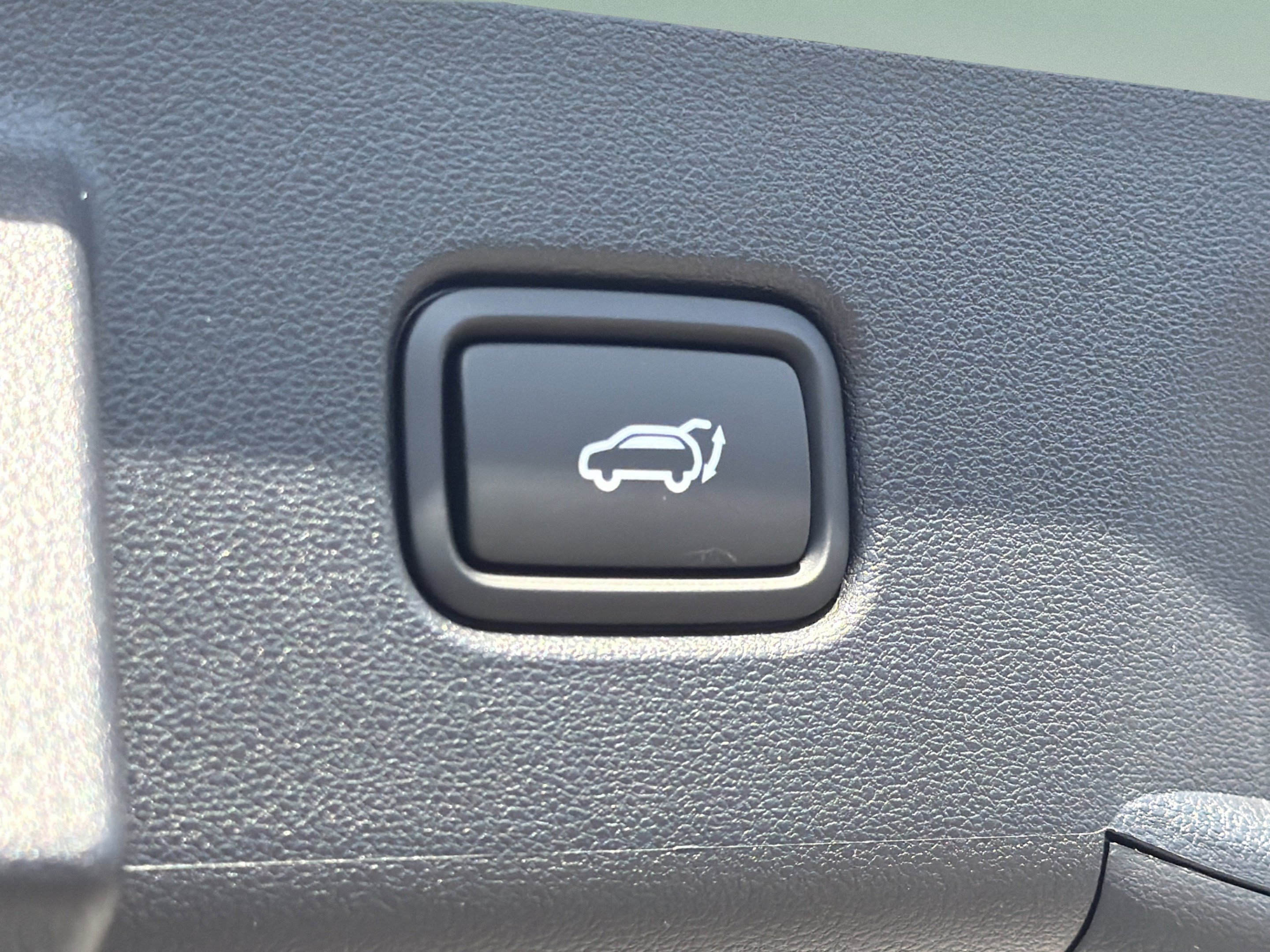 New 2026 Hyundai Tucson Limited FWD image 6