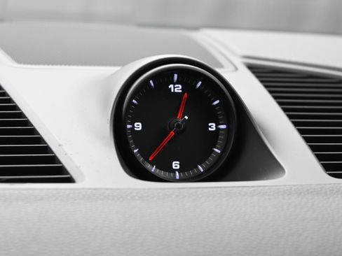 Certified 2020 Porsche Cayenne image 13