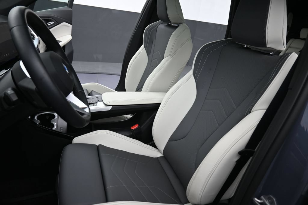 New 2026 BMW X1 xDrive28i w/ Technology Package AWD/4WD image 10
