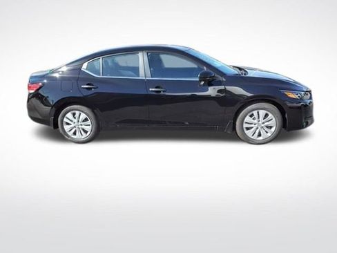 New 2025 Nissan Sentra S image 8