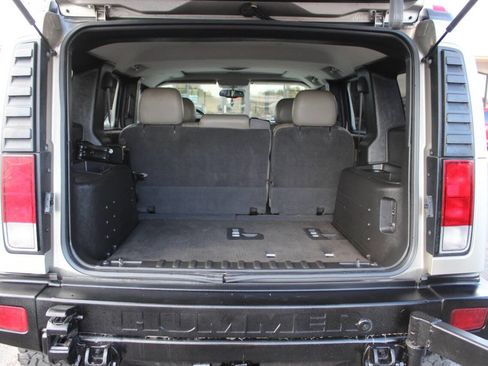 Used 2005 HUMMER H2 w/ Preferred Equipment Group AWD/4WD image 13