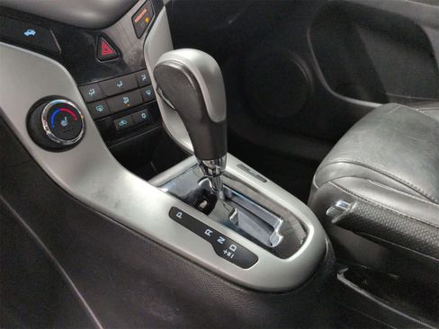 Used 2015 Chevrolet Cruze LT image 30