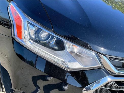 Used 2020 Chevrolet Traverse LT AWD/4WD image 30