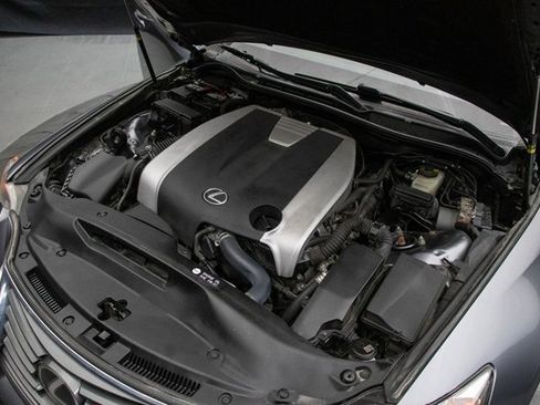Used 2016 Lexus IS 300 AWD image 29