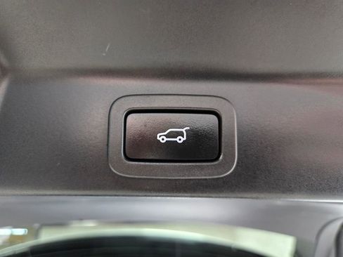 Used 2020 Jaguar F-PACE Prestige image 49