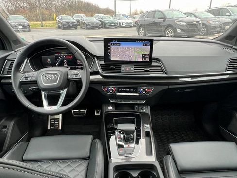 Certified 2025 Audi SQ5 Premium Plus w/ Premium Plus Package image 2