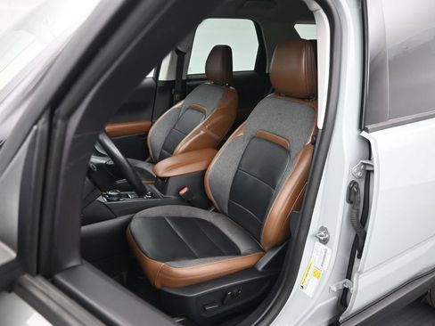 Certified 2023 Ford Bronco Sport Outer Banks w/ Tech Package AWD/4WD image 9