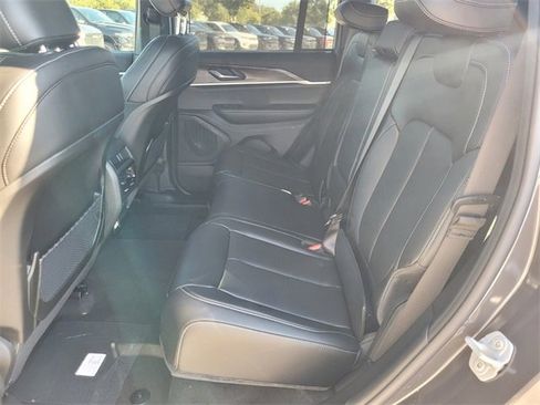 New 2025 Jeep Grand Cherokee Limited w/ Luxury Tech Group II image 6