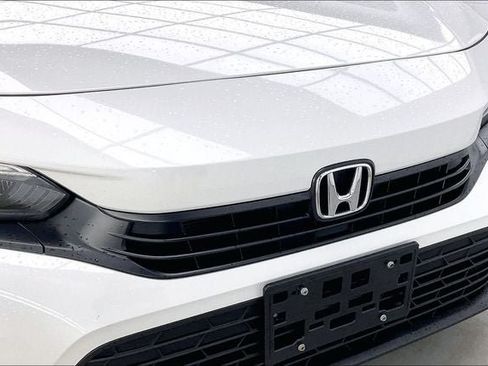 Certified 2024 Honda Civic Sport image 30