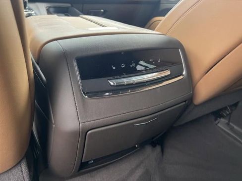 Used 2022 Cadillac Escalade Premium Luxury w/ Performance Package AWD/4WD image 26