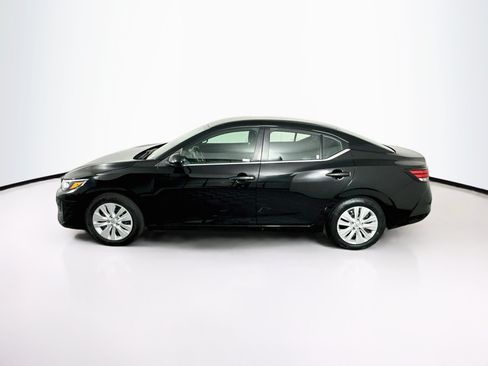 Used 2024 Nissan Sentra S FWD image 4
