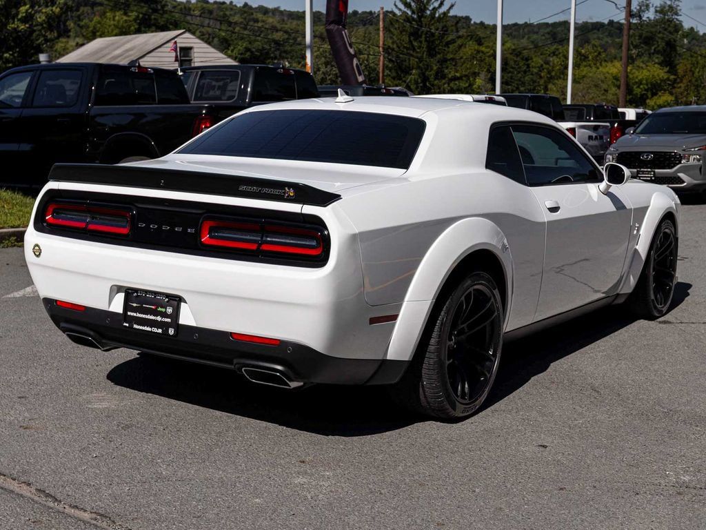 Used 2023 Dodge Challenger R/T Scat Pack RWD image 4