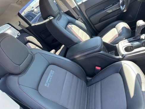 Used 2018 GMC Canyon All Terrain w/ Trailering Package AWD/4WD image 6