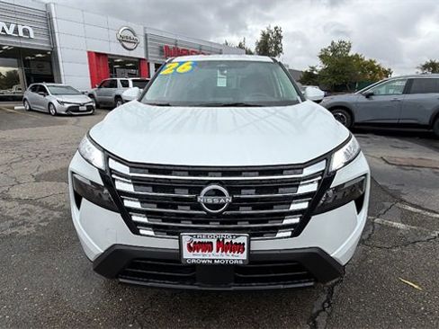 New 2026 Nissan Rogue SV image 8