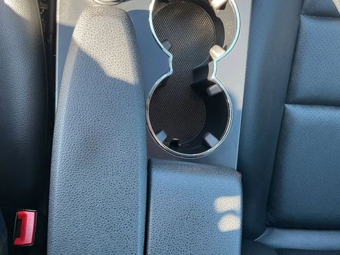 Used 2009 Mercedes-Benz C 300 4MATIC Sedan image 32