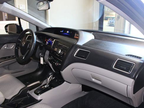 Used 2014 Honda Civic LX image 29