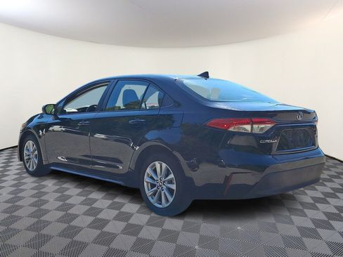 Certified 2023 Toyota Corolla LE w/ LE Convenience Package FWD image 4