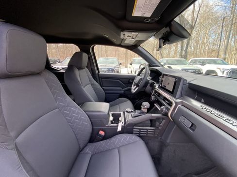 Certified 2025 Toyota Tacoma SR5 w/ SR5 Upgrade Package image 28