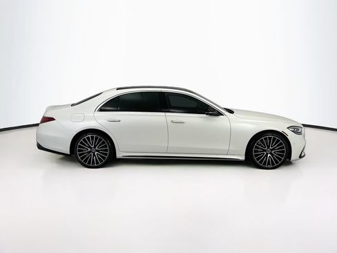 Used 2022 Mercedes-Benz S 580 4MATIC Sedan image 4