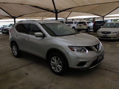 Used 2014 Nissan Rogue SV w/ SV Premium Package