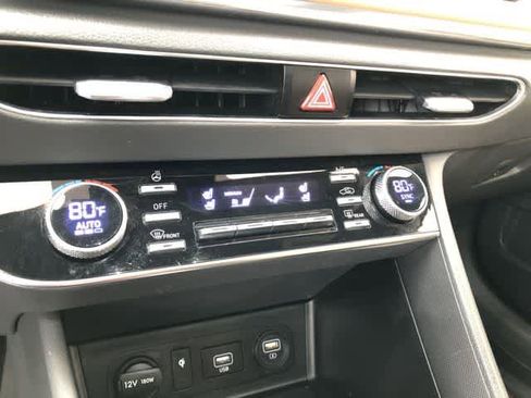 Used 2021 Hyundai Sonata Limited w/ Preferred Accessory Package image 16