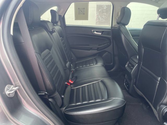 Used 2023 Ford Edge SEL w/ Convenience Package AWD/4WD image 32