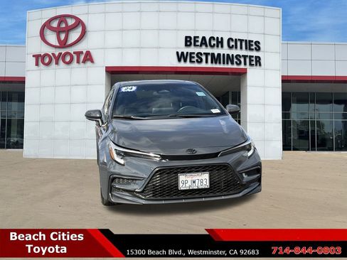 Used 2024 Toyota Corolla XSE image 3