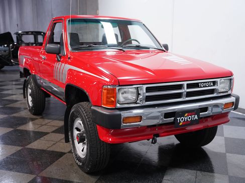 Used 1988 Toyota Pickup 4x4 Regular Cab image 15