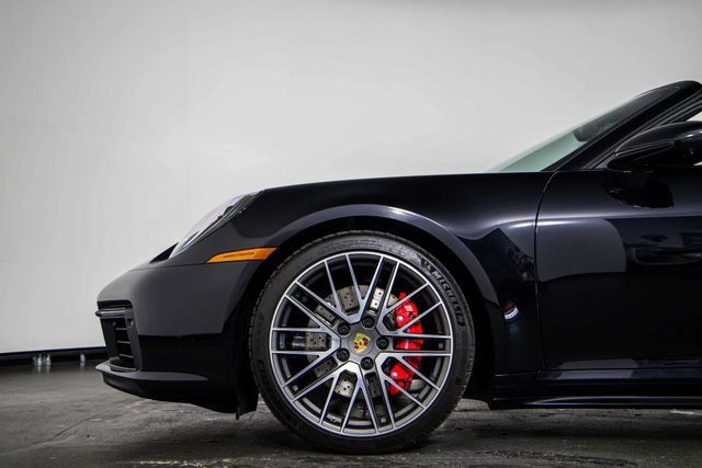 Used 2024 Porsche 911 Targa 4S AWD/4WD image 12