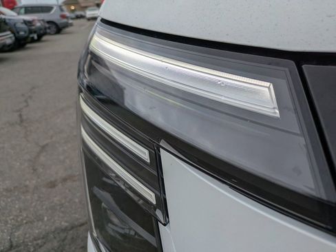 New 2026 Nissan Armada PRO-4X w/ Captain's Chari Seat Package image 10