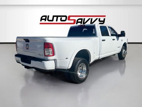 Used 2024 RAM 3500 Tradesman w/ Chrome Appearance Group image 7