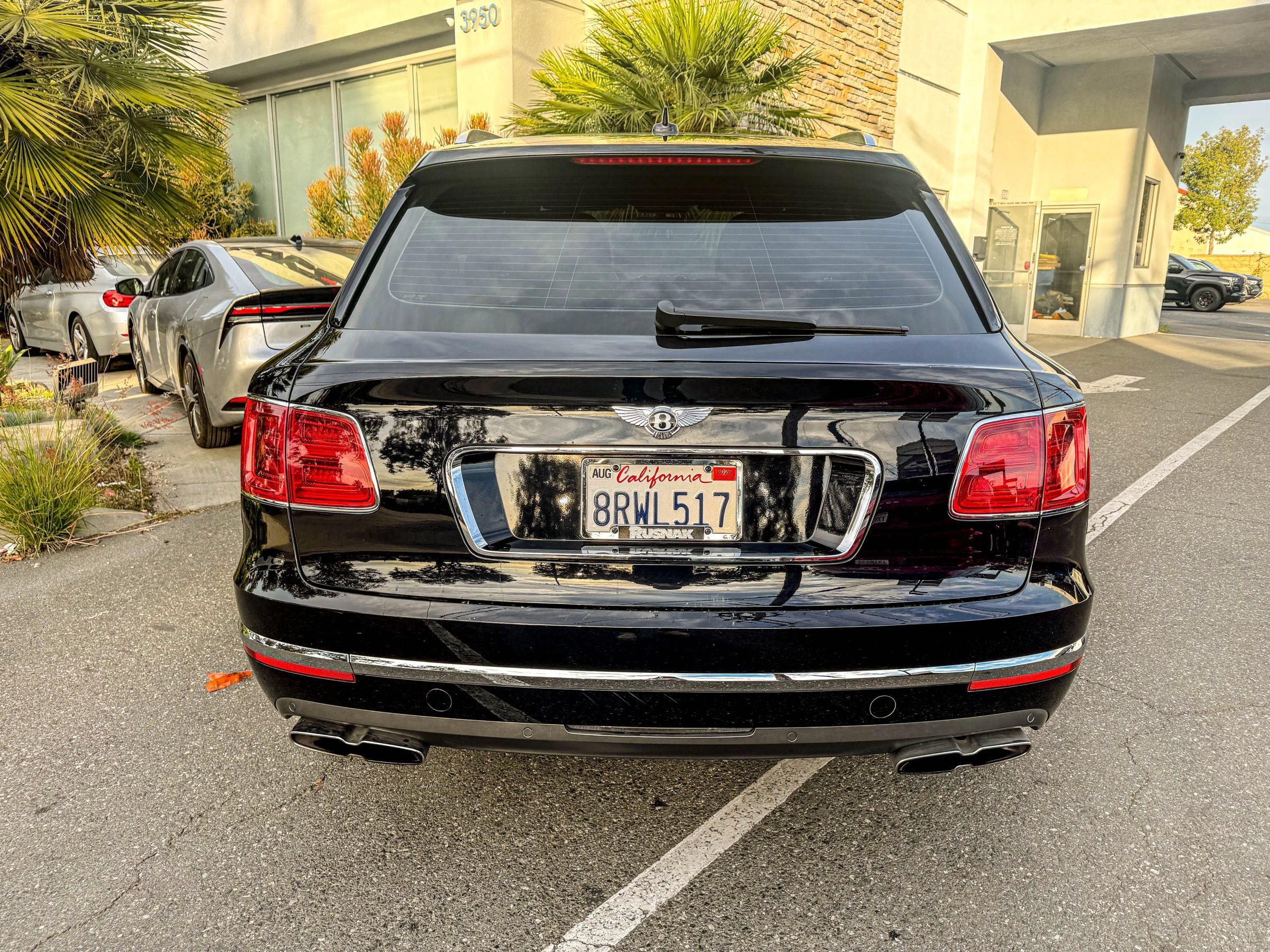 Used 2020 Bentley Bentayga AWD/4WD image 12