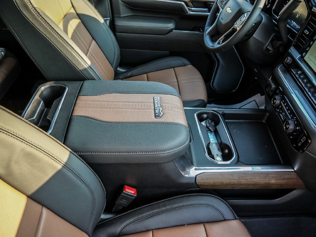 New 2026 Chevrolet Silverado 2500 High Country w/ High Country Premium Package AWD/4WD image 21