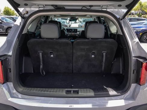 Certified 2024 Kia Sorento EX w/ Panoramic Sunroof Package FWD image 25