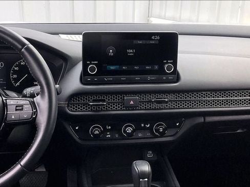 Certified 2025 Honda HR-V Sport image 6