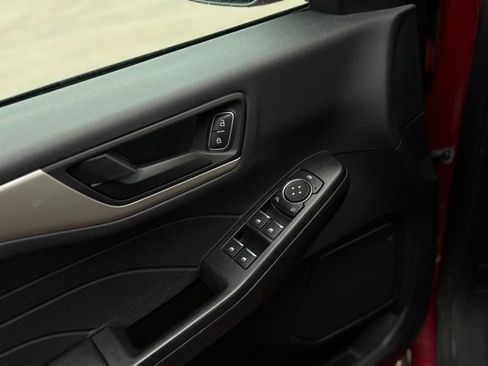 Used 2022 Ford Escape SE w/ Convenience Package image 26